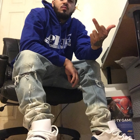 Meet your Posher, Josh - Picture 2 of 4